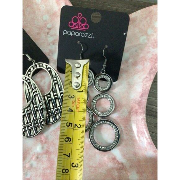 NWT 2PR Bundle Earrings Paparazzi Silver Earrings Dangle Bohemian Girl - Picture 3 of 11